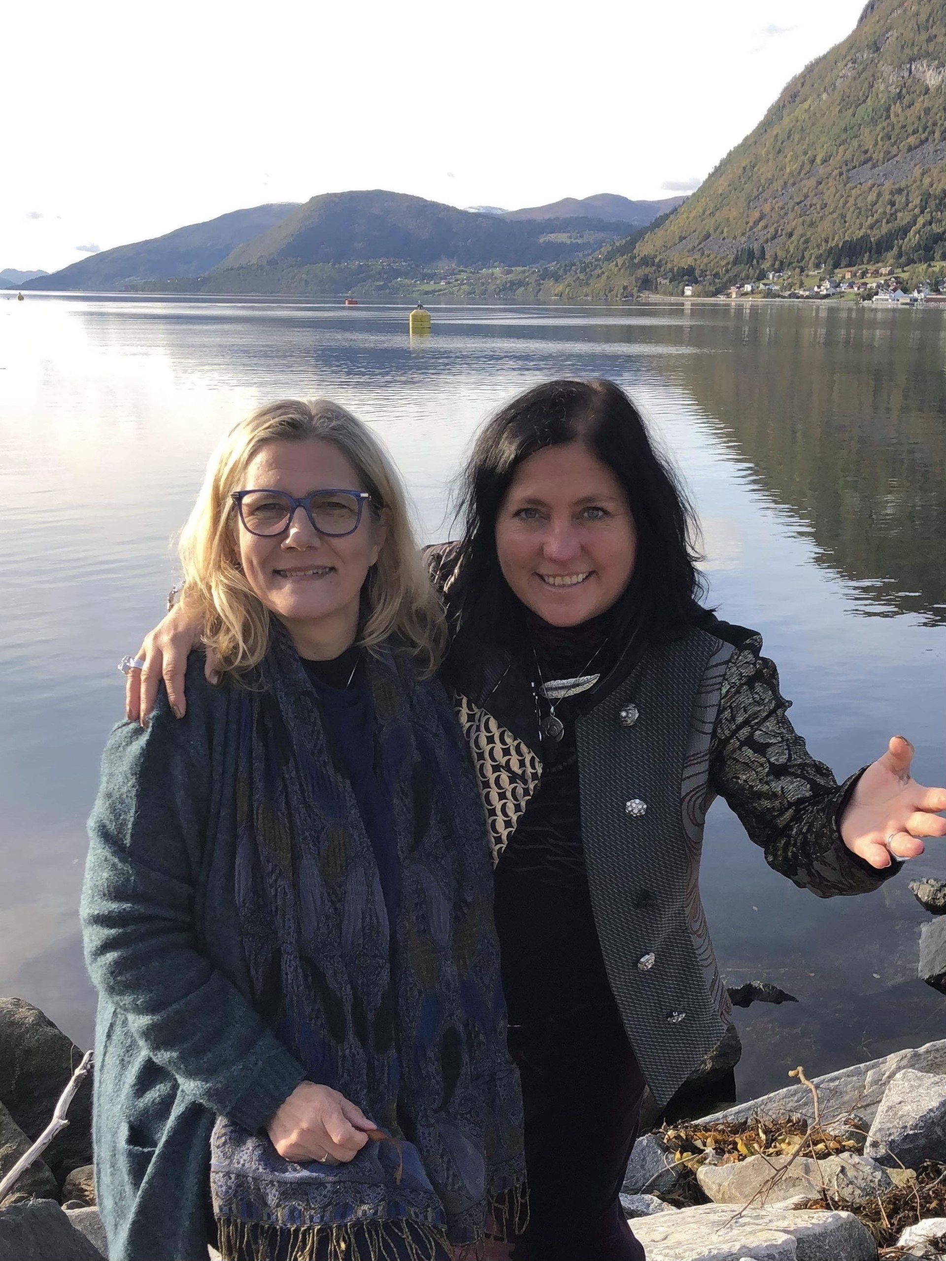 Elisabeth og Aranka Anni